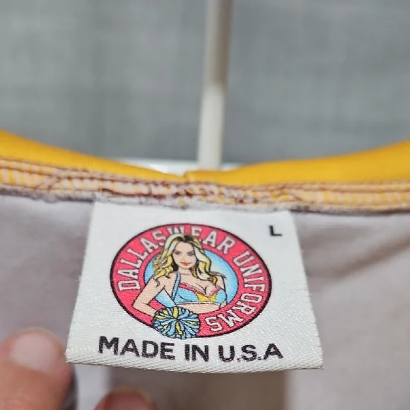 Burgundy and Gold Redskins Hoodie with Old School Logo And Name - Picture 3 of 8